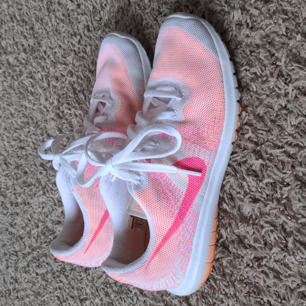 Nike shoes